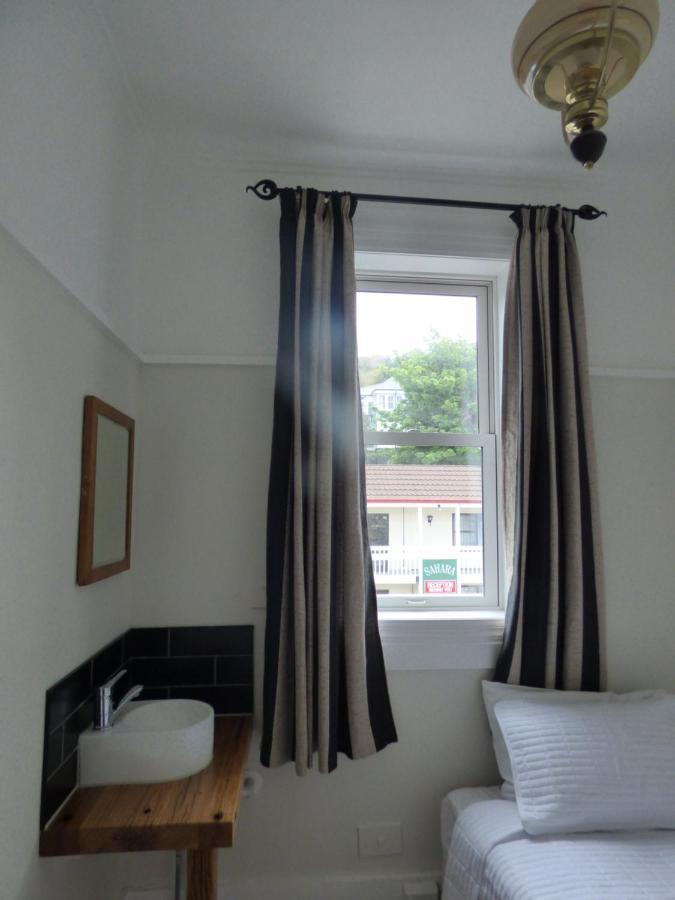 Sahara Guest House Dunedin Eksteriør bilde